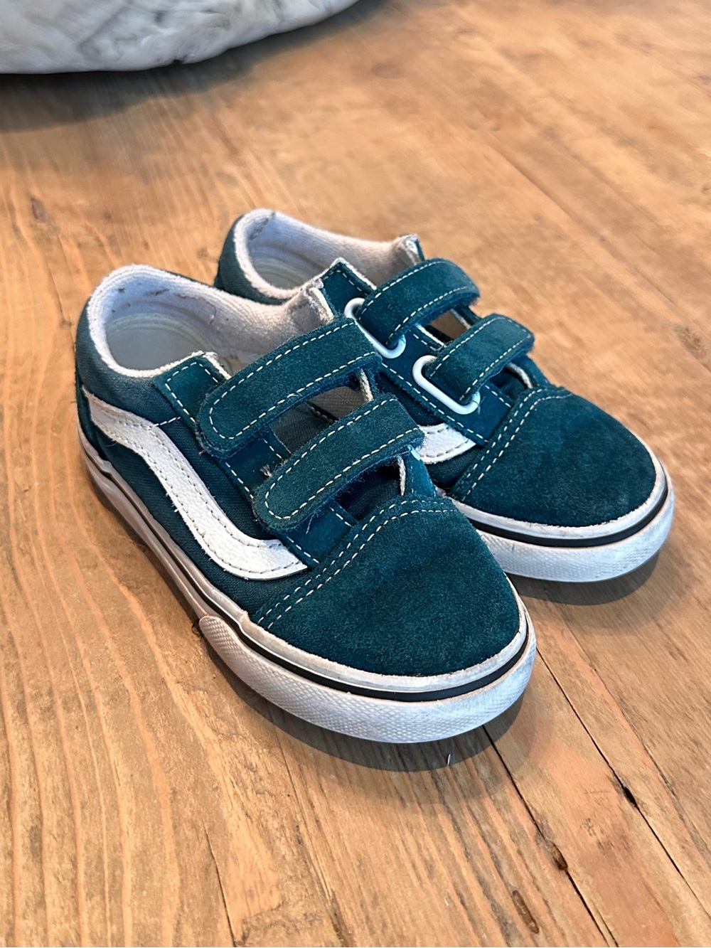 Vans Kids Teal Suede Old Skool Velcro Sneakers